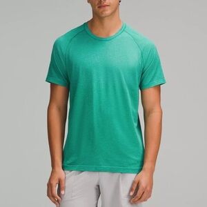 Lululemon Men’s Metal Vent Tech Short-Sleeve Shirt Kayak Blue Cascadia Green Med